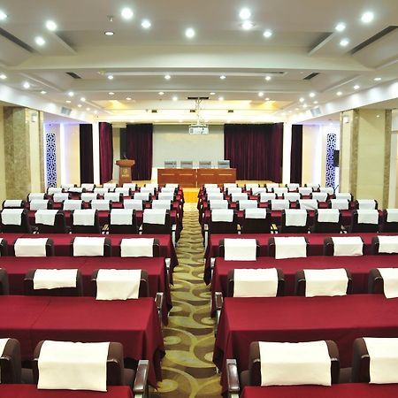 Urumqi Jingu Hotel Eksteriør bilde
