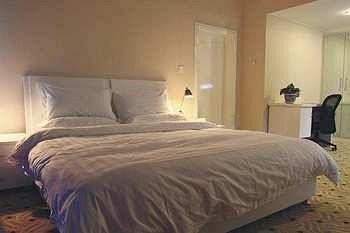 Urumqi Jingu Hotel Eksteriør bilde
