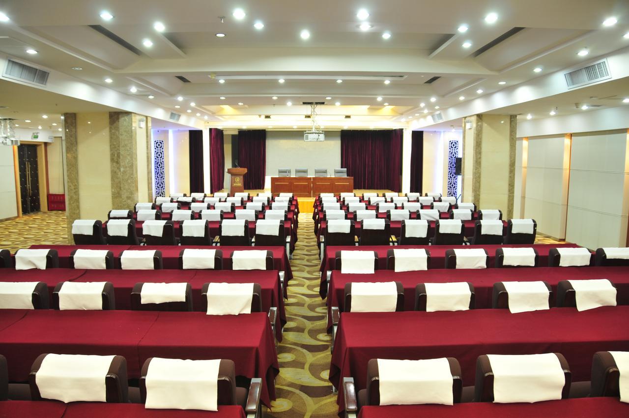 Urumqi Jingu Hotel Eksteriør bilde