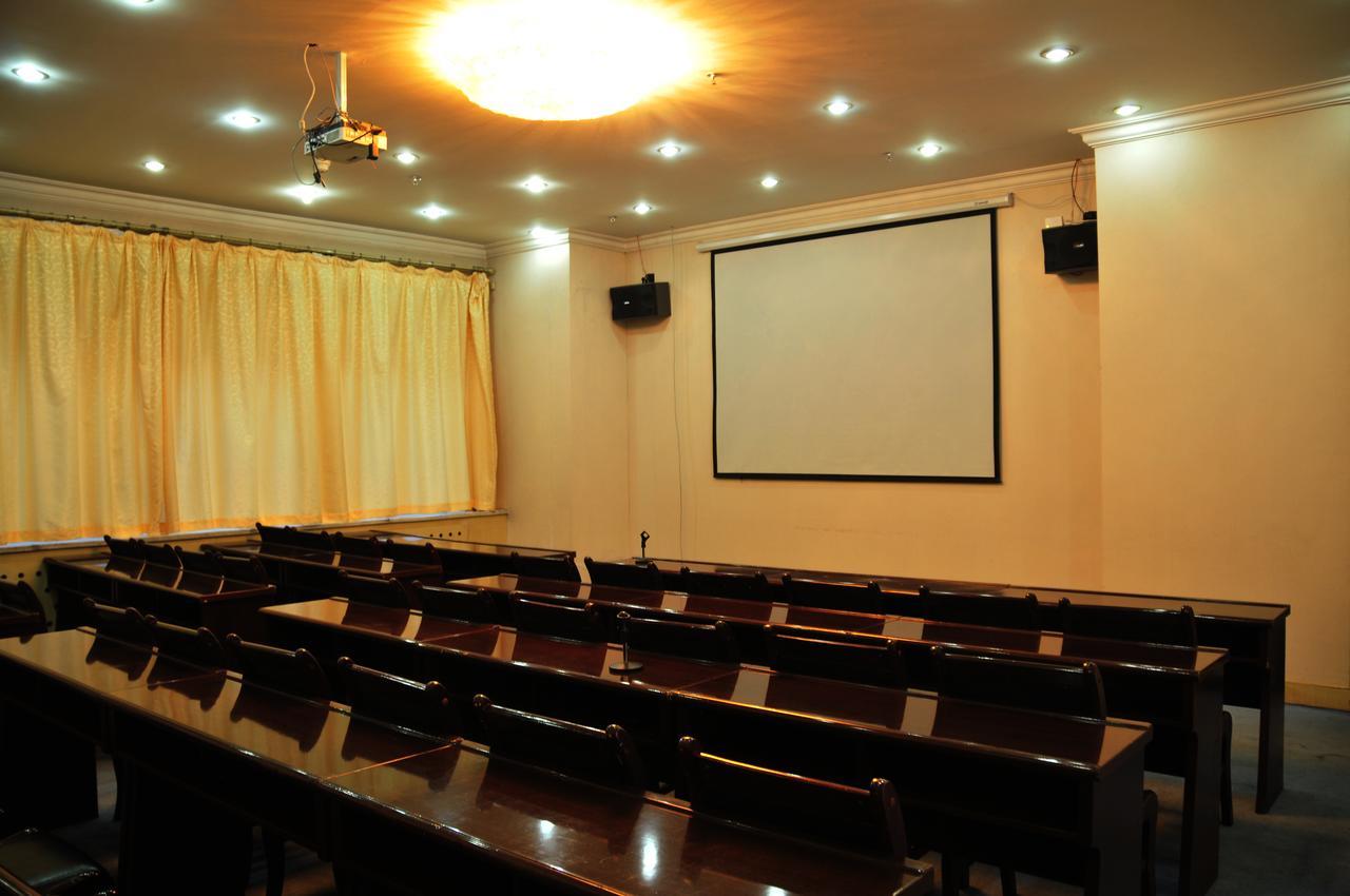 Urumqi Jingu Hotel Eksteriør bilde